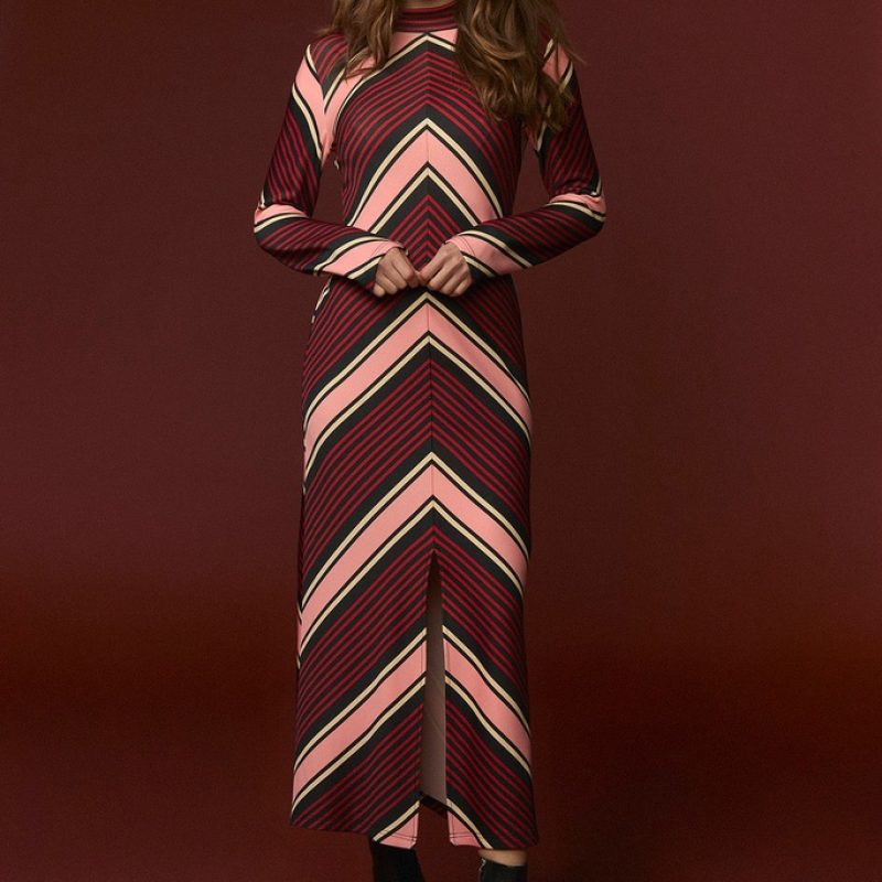 [262-142-34] MODERN DRESS (XS)