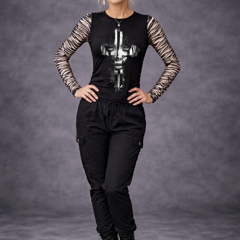 camiseta-de-mujer-lasal-guerrera-negro