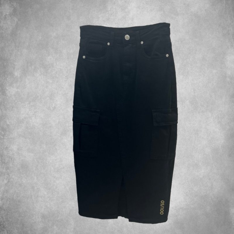 falda-de-mujer-lasal-cargo-midi-negro