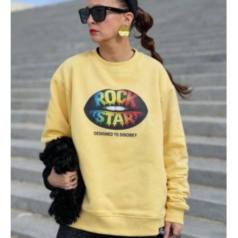 sudadera-over-lips